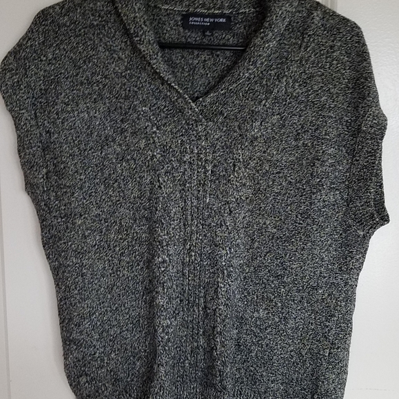 Sweater - Picture 2 of 2